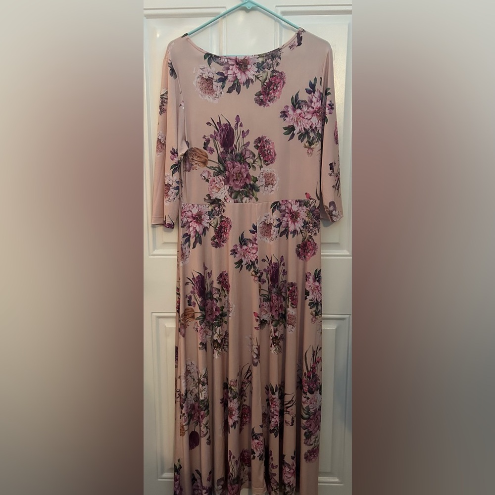 LBiSSE Blush Floral Midi Dress - Pink Floral - Picture 3 of 6